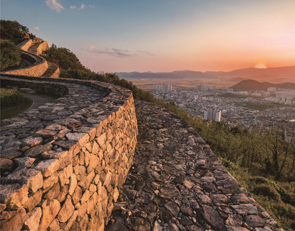 Bunsanseong Fortress.png